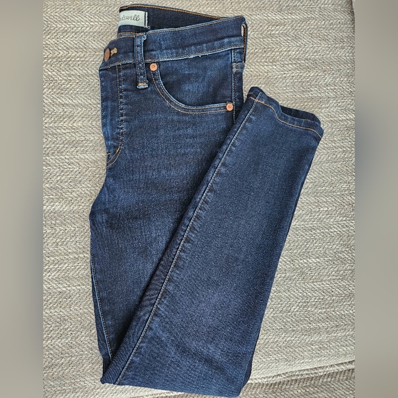 Madewell 9" High Rise Skinny Jeans Dark Wash in size 26, Petite - Picture 1 of 8